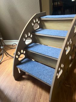 Pet stairs for small dogs and cats