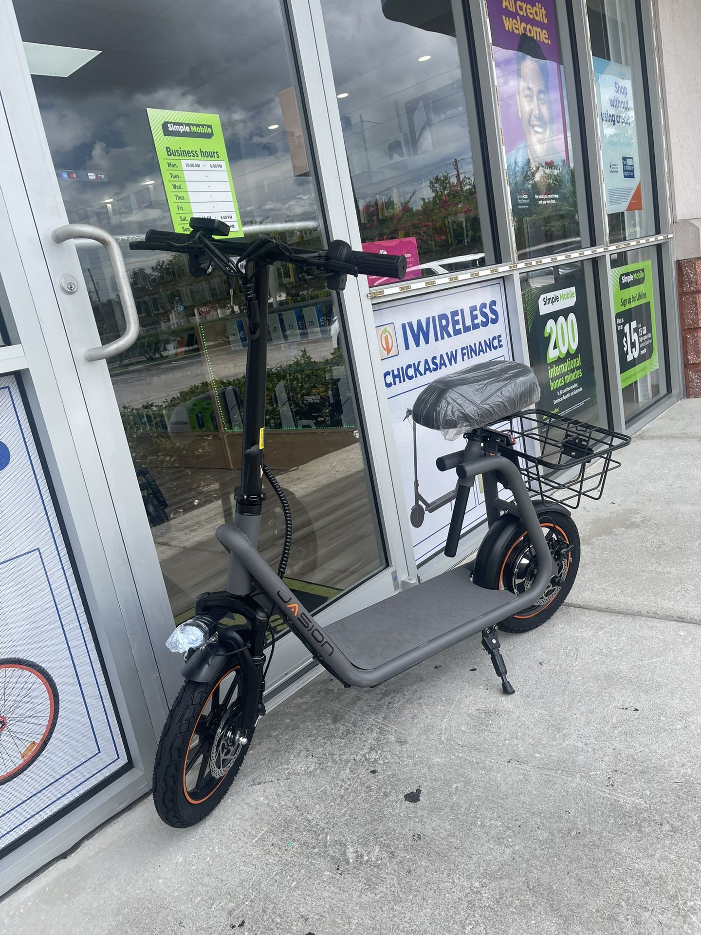 Jasion Seated E-scooter Electric Scooter Can Go Up To 25MPH Speed! Shop Without Using Credit! $0 To $100 Down To Take It Today!