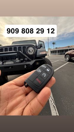 Llaves de Autos car keys and remotes