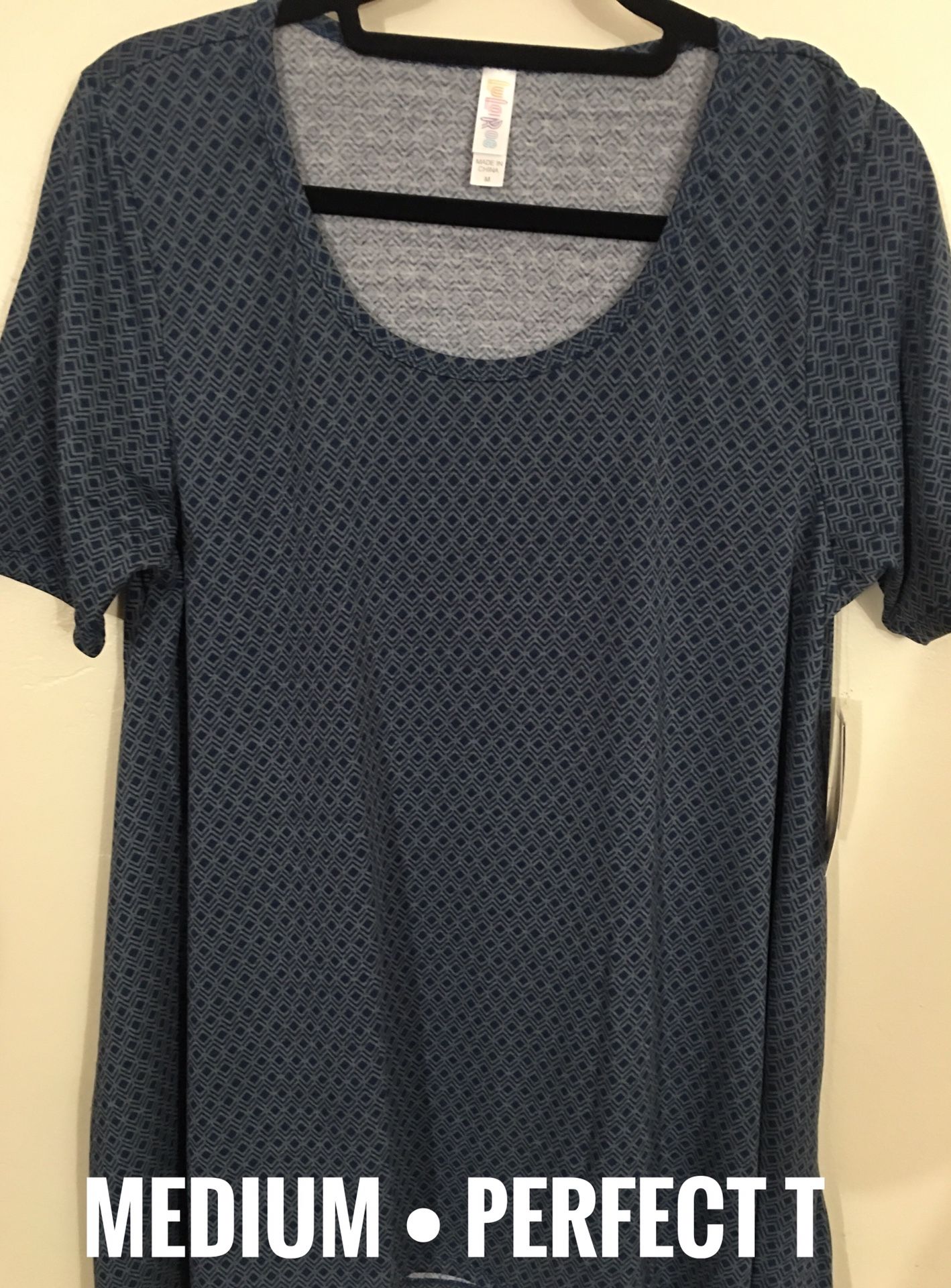 Lularoe perfect T