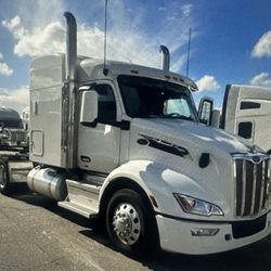 Peterbilt (contact info removed)