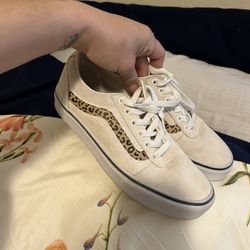 Suede Leopard Cream Vans