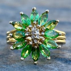 10K Gold Green Stone And Diamond Ring Size 6