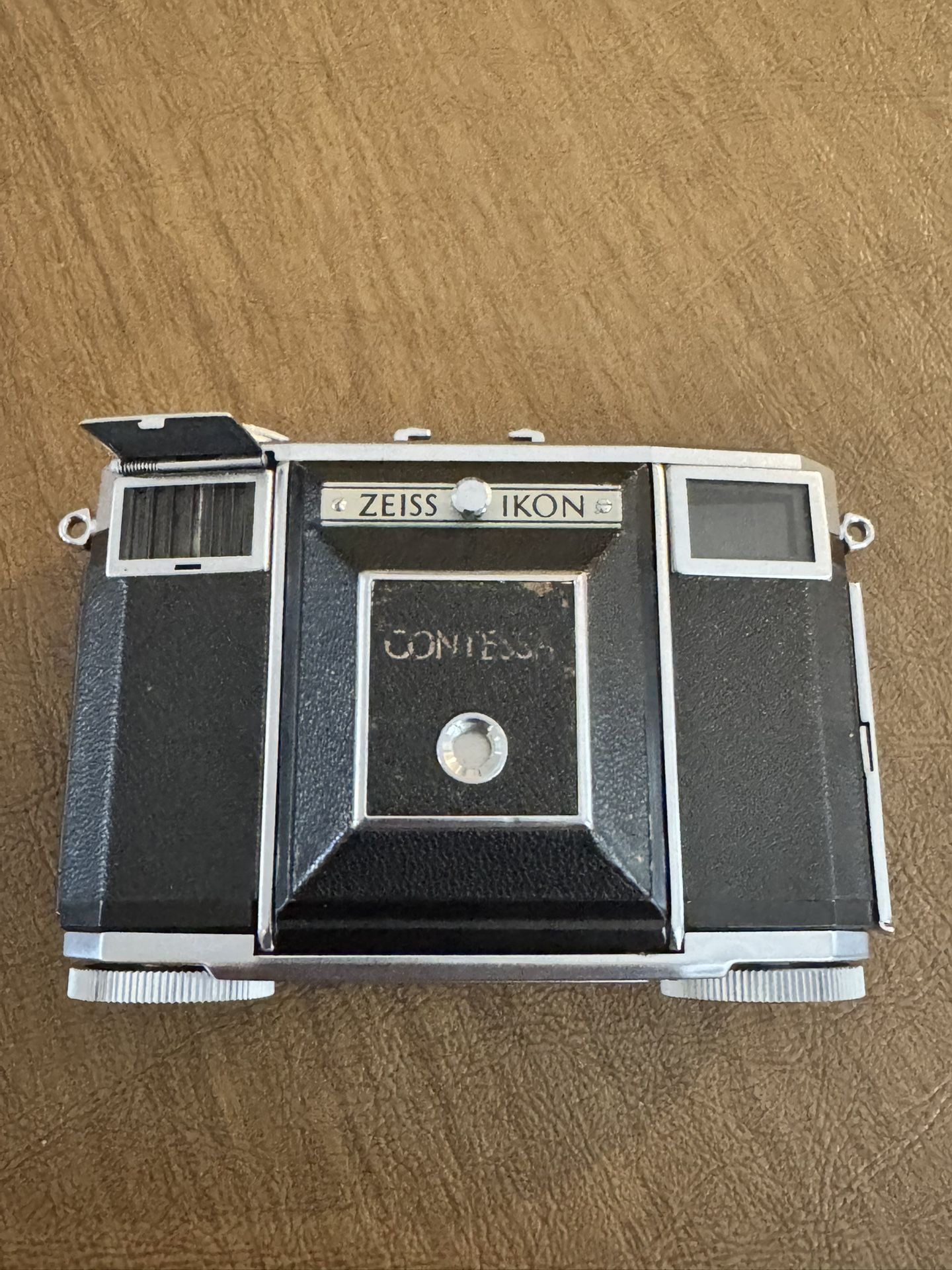 Zeiss Ikon Contessa Camera 45mm Tessar 2.8 Lens 533/24 35mm