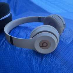 BEATS SOLO3 WIRELESS HEADPHONES 🎧 🎧🎧