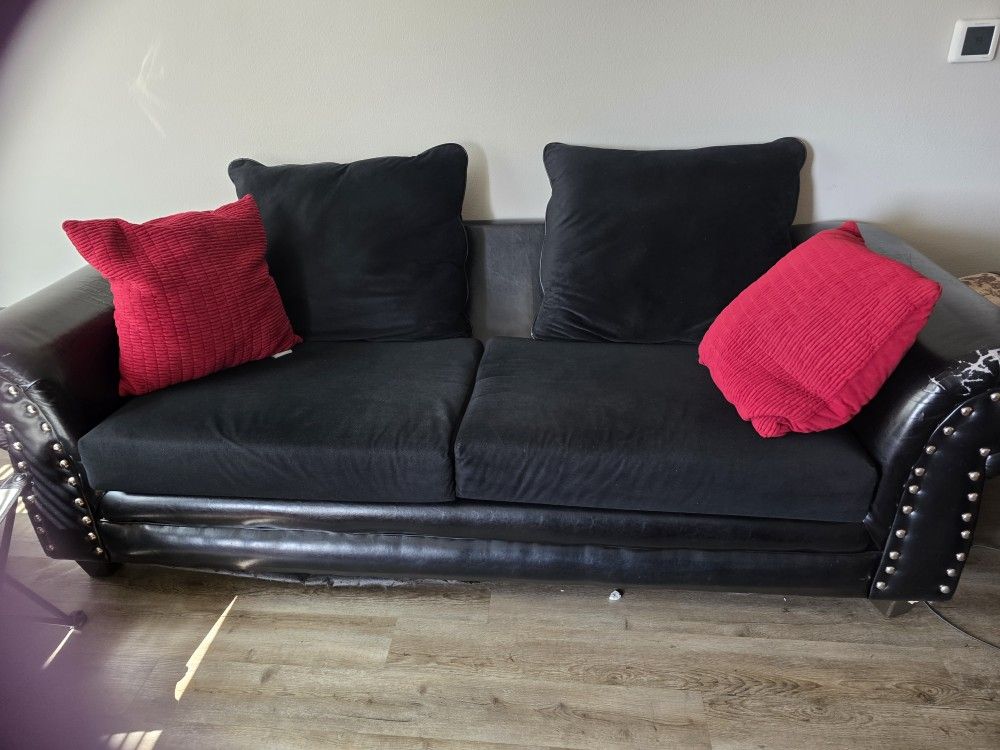 Must GO before Oct. 72025