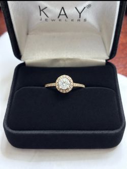 Rose gold diamond engagement ring