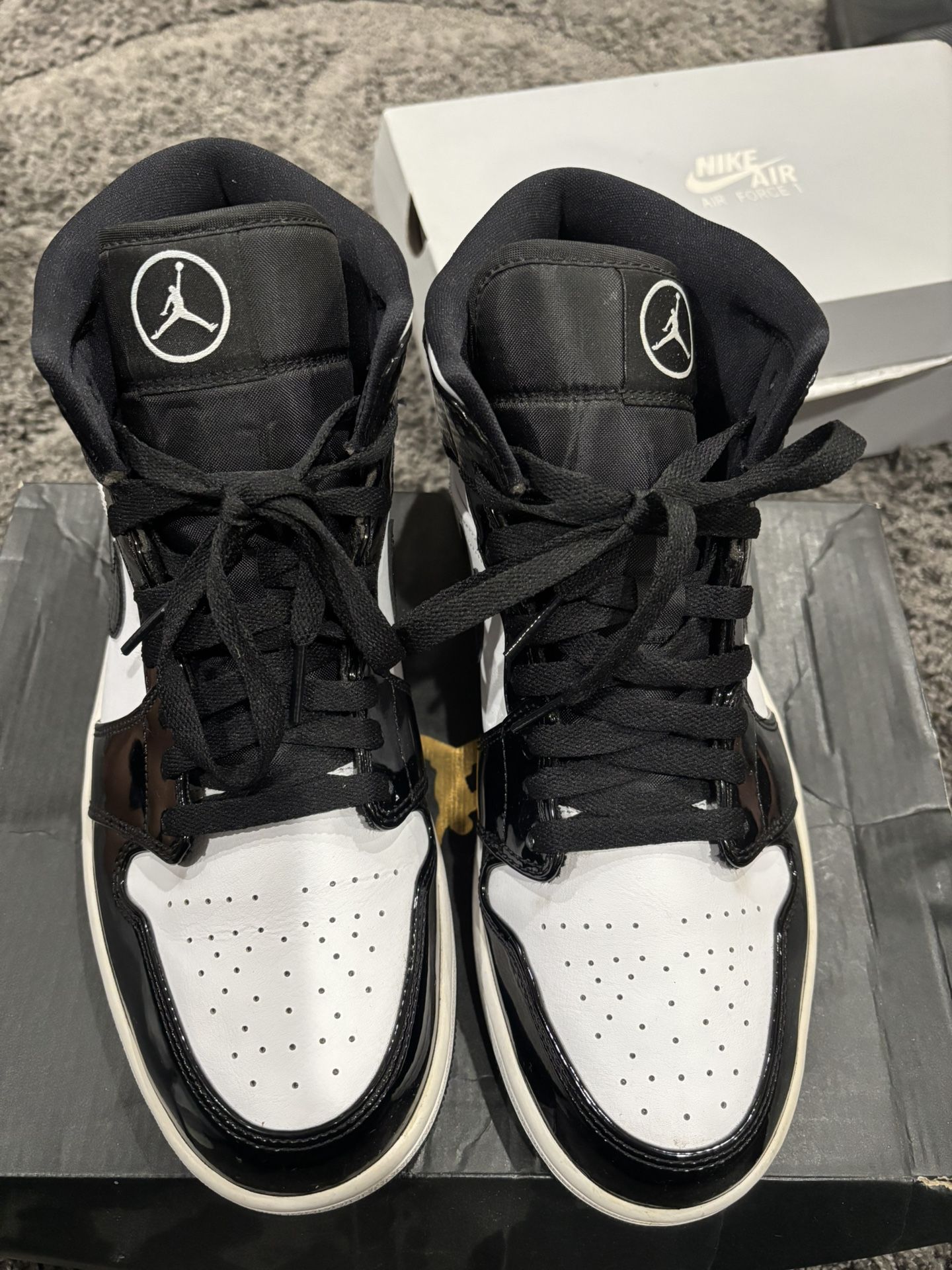 Men’s Jordan 1 Mid Size 10.5