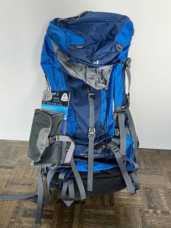 NEW Deuter Aircontact 65+10 with rain cover and sport wash bag