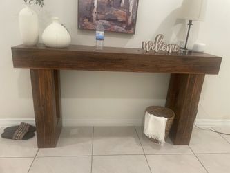 Consola table 63”