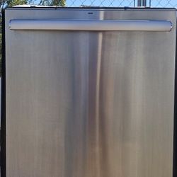 GE 3-Rack Stainless Steel Dishwasher