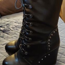 High heel boots Size 11