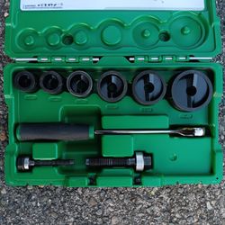 Greenlee 7238SB 1/2to2iinch Nockout Set. Almost New Condition. Other Tools. For Pick Up Fremont Seattle. No Low Ball Offers Please. No Trades 