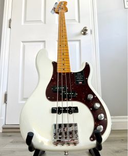Fender American Precision Bass