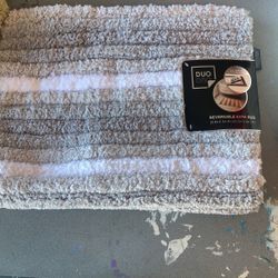 Duo Duo Reversible Bath Rug White 21x34 Inch NWT