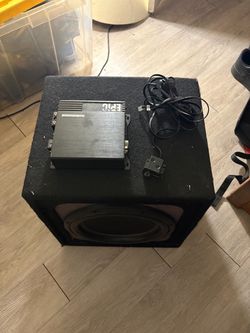 12 sub blown with 500 watt amp