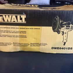 BRAND NEW DEWALT SANDER 