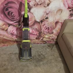 Bissel Vaccum Carpet Cleaner (obo)