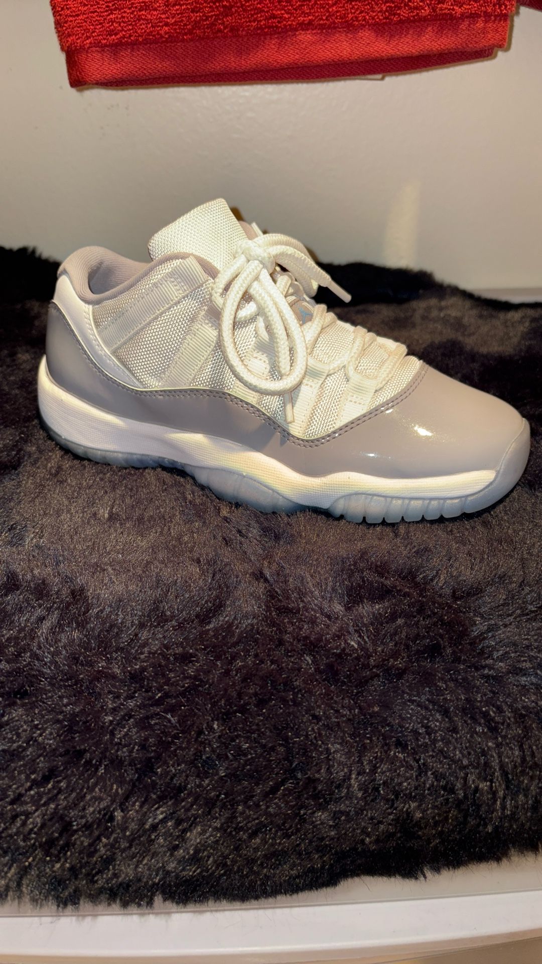 Jordan 11 White Cool Grey Varsity Bleu