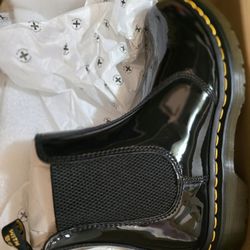 Dr Martens Boots Size 9 Brand New 