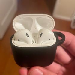 AirPods Gen 2