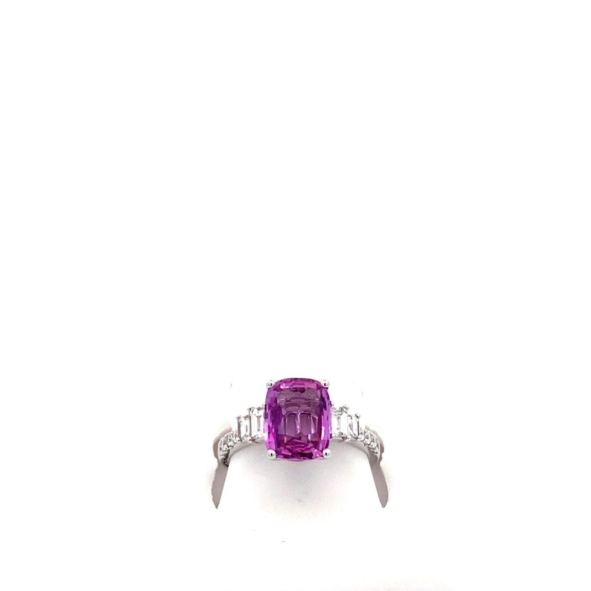 18k White Gold 3.04ct Pink Sapphire 0.45ct Baguette Diamonds 0.20ct Round Diamonds Ring