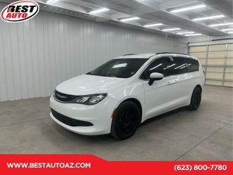 2020 Chrysler Voyager