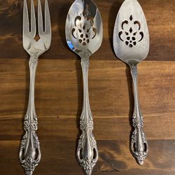 Vintage ONEIDA USA SAMANTHA Serving set. Stainless Floral Pierced. 