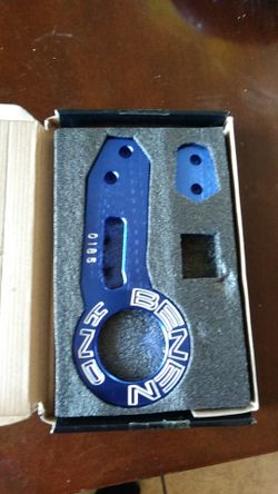 Benen tow hook...