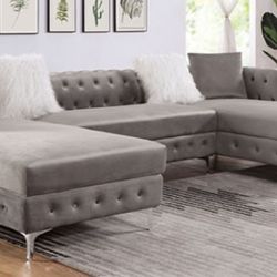 Brand New Grey Super Plush Sectional (Pillows Included)(Ottoman Sold Separately)