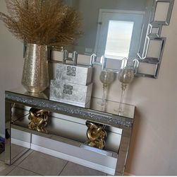 Console glass table