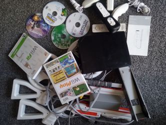 Black Nintendo Wii Bundle
