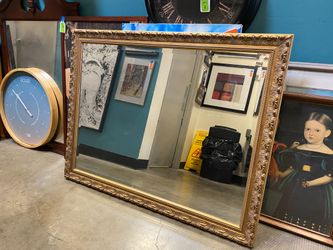 Foliage Carved Gold Wood Framed Hanging Mirror