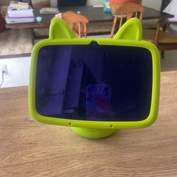 DMAI AILA Sit & Play™ Virtual Preschool Learning System