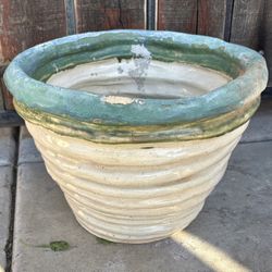 Heavy Planter/Flower Pot