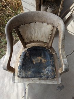 PROJECT. Vintage Bankers Rolling Chair