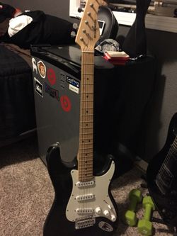 Behringer Electric Guitar