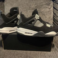 Jordan 4 White Thunder 