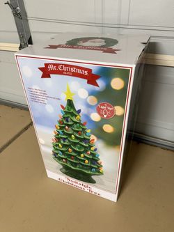 Mr Christmas 24 IN. NOSTALGIC CERAMIC Tree