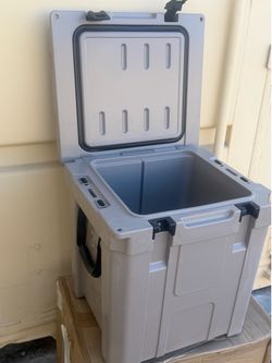 5QT Portable Hard Cooler