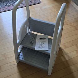 Baby Step Stool ***NEW **