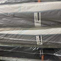 King Queen Size Tempurpedic ProAdapt,  ProBreeze,  LuxeBreeze Mattress  Pro Breeze /Luxe Adapt /Pro Adapt /Adapt /cloud /Tempur pedic contour Supreme 