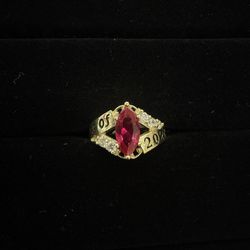 10 Kt Gold Graduation Ring