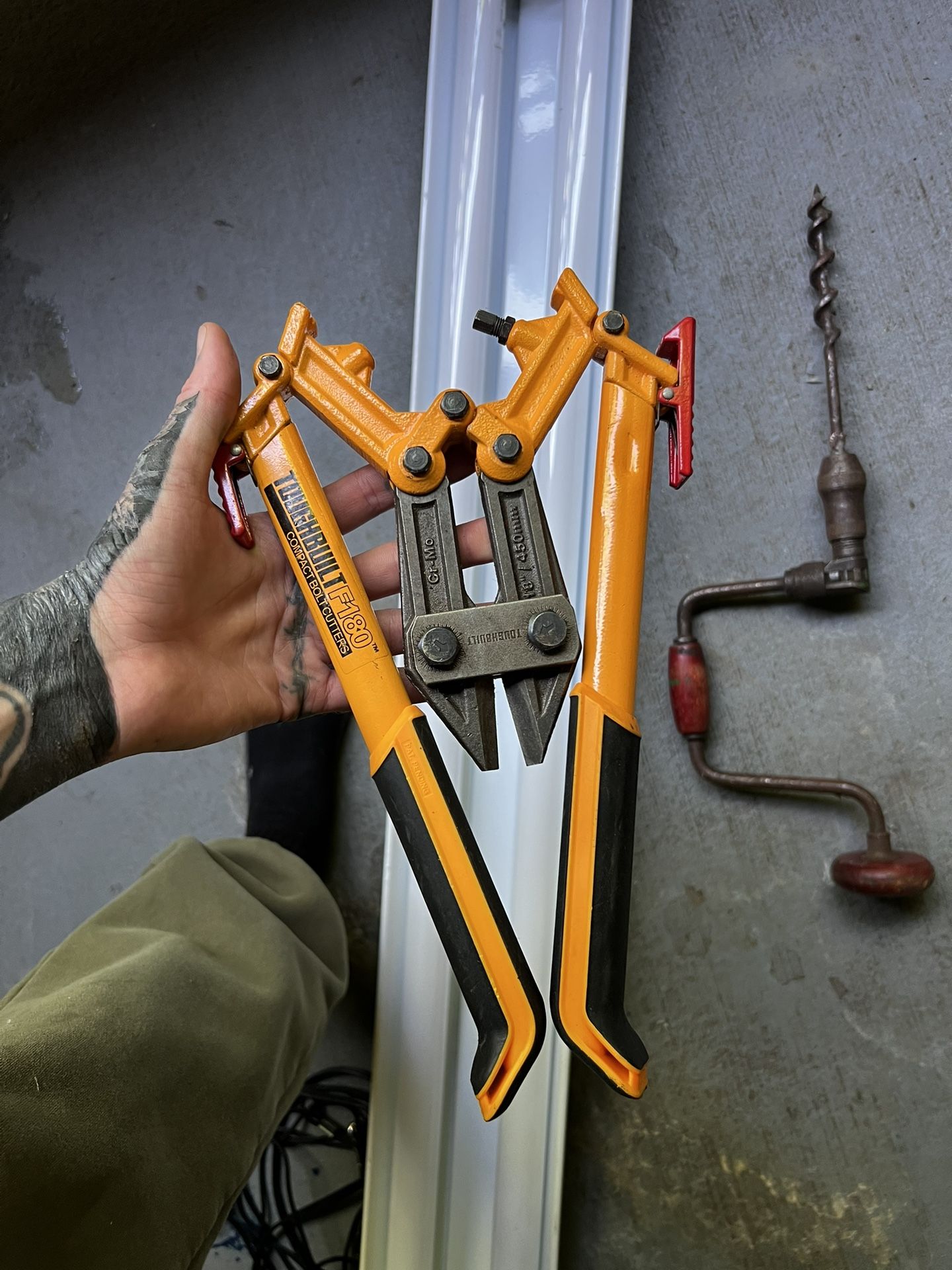 ToughBuilt Compact Bolt Cutt