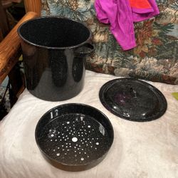 3 Piece Pot Nearly New 