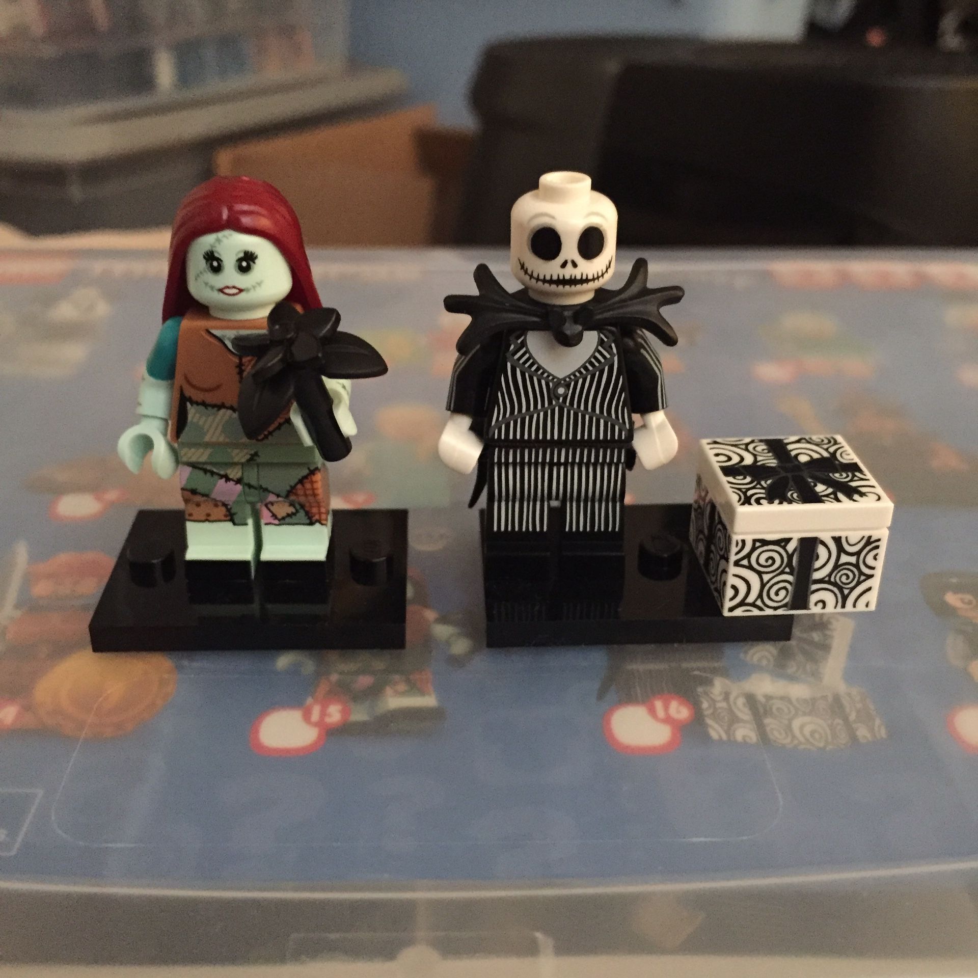 Disney LEGO Jack & Sally Minifigures (Nightmare Before Christmas)
