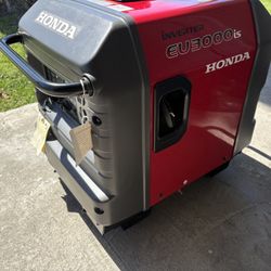 Honda EU3000is Inverter Generator