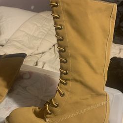 Womans High boots