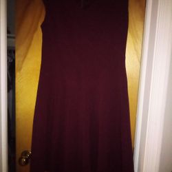 Beautiful Ladies Size 8 Dress