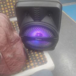 IQ Sound Bluetooth Speaker. 